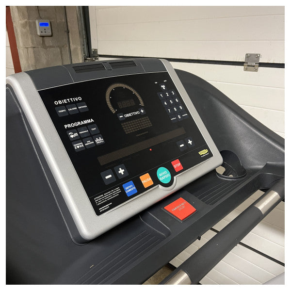 Unused Technogym Run Now 900 treadmill grey LED