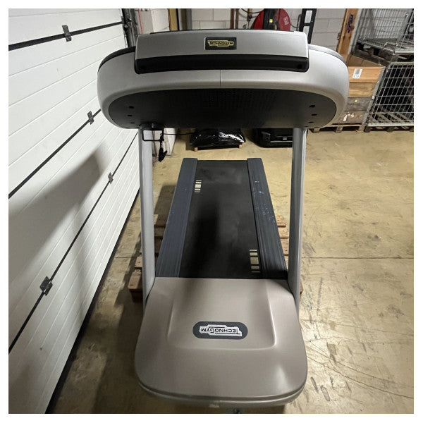 Unused Technogym Run Now 900 treadmill grey LED