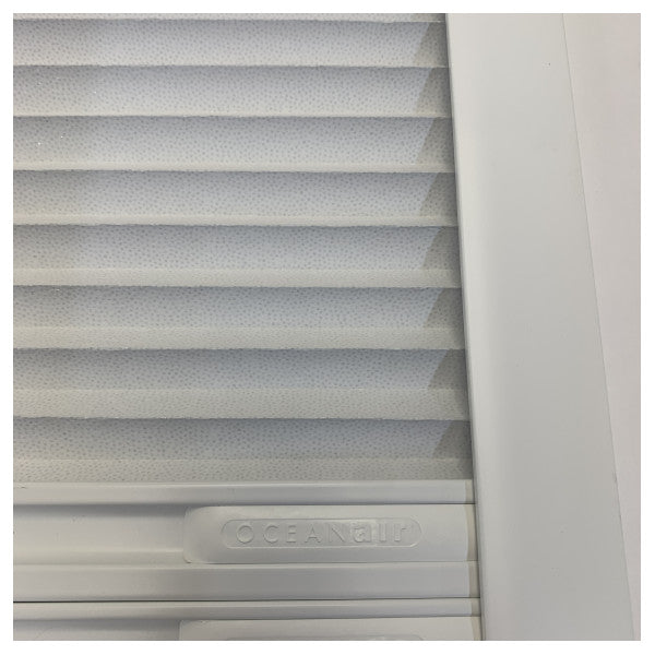 Dometic OceanAir SPA-375/335-R42 Mosquito net and blackout screen