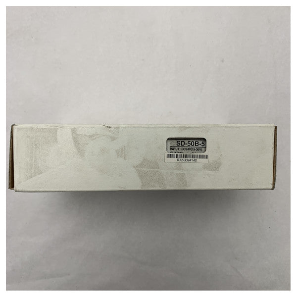 Mean Well SD-50B-5 Fuente de alimentación de CC 5V 10A para electrónica marina ��� Compacta, de alta eficiencia con salida ajustable.