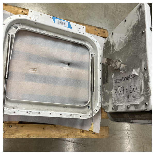 2:a val NEMO vattentät tillträdeslucka i rostfritt stål med lås 490 x 430 LN A30 FD - 379480