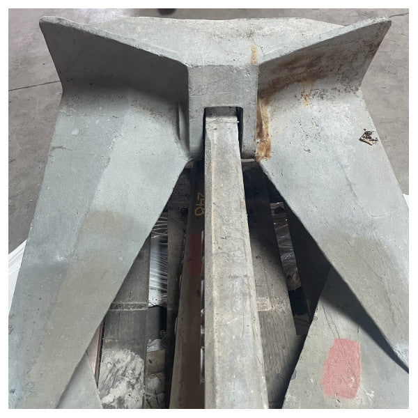 Сангиунети HHP Пул анкери 240 KG поцинкован RINA сертифициран 