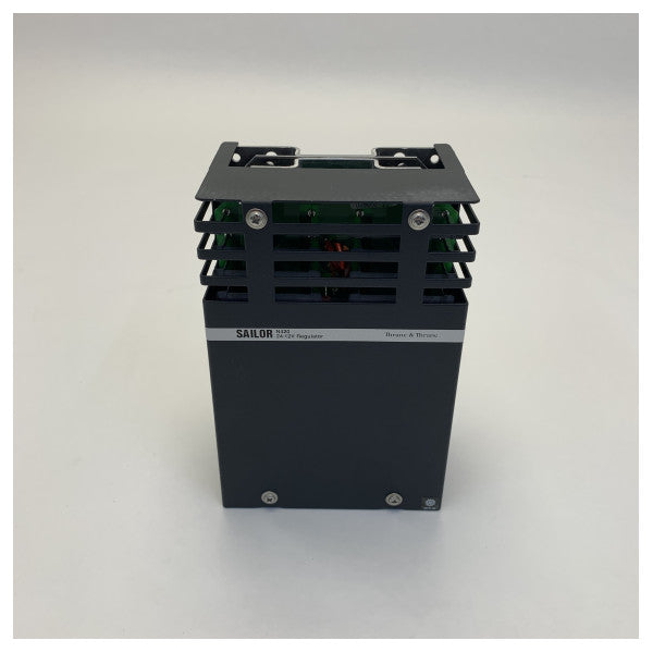 منظم الطاقة Sailor S-80042010 بجهد 12 و 24 فولت 