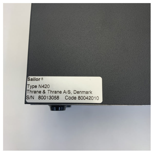 منظم الطاقة Sailor S-80042010 بجهد 12 و 24 فولت 