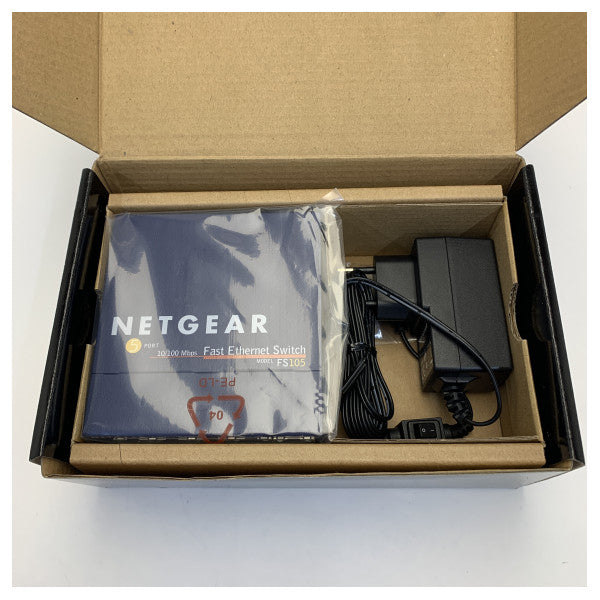 Netgear 5 portlu 10/100 Hızlı Ethernet Yönetilmeyen Anahtar 