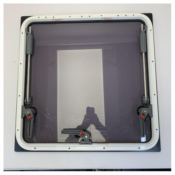 Люк Lewmar Flush 2G розміру 70 - 399701993 