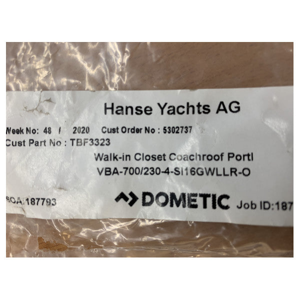 Dometic ロロ ウォークイン クローゼット コーチルーフ ポート キット 750 x 230 mm - VBA-750-230-4-S 