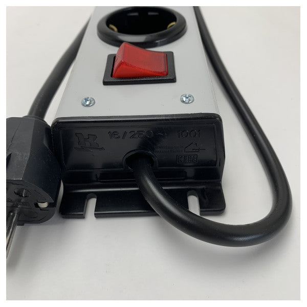 Marine Grade Power Strip 8-Sockel Aluminium Überspannungsschutz mit Ein/Aus-Schalter - wasserdicht für Boot und Yacht Verwendung