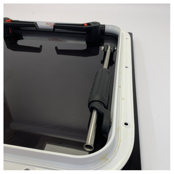 Lewmar Flush 2G Größe 44 Zugang und Fluchtluke 442 x 442 - 399441976 