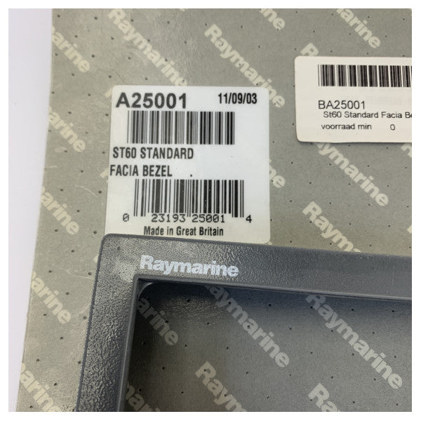 Raymarine A25001 ST60 повърхностно монтиран фасаден рамка 