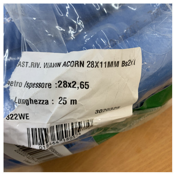 Manguera de agua marina aislada Webasto AFW321WE 28 x 11 mm - 25M 