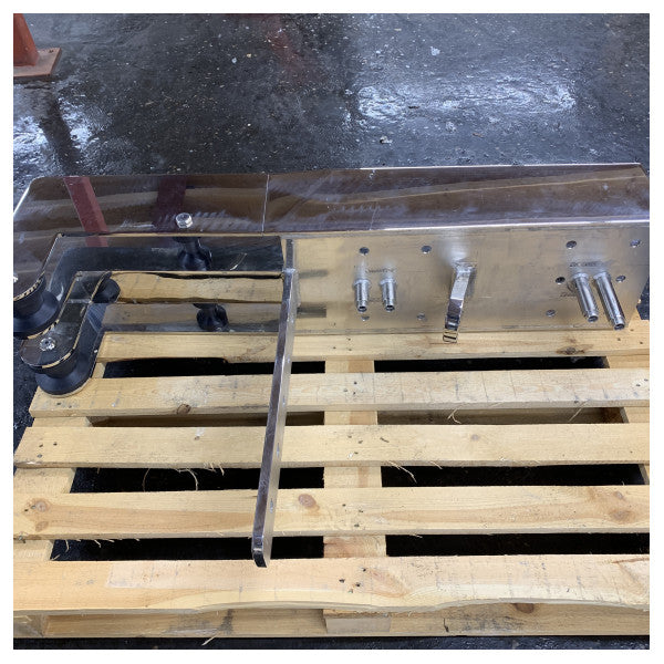 Hanse Yachts 675 Rustfrit Stål Anker og Forstag Fitting TBR1189 