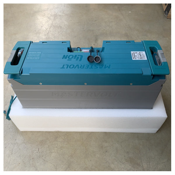 マスターボルト MLI ウルトラ・リチウム・バッテリー 24V/6000 6 kWh - 66026000