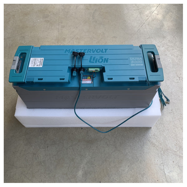 マスターボルト MLI ウルトラ・リチウム・バッテリー 24V/6000 6 kWh - 66026000