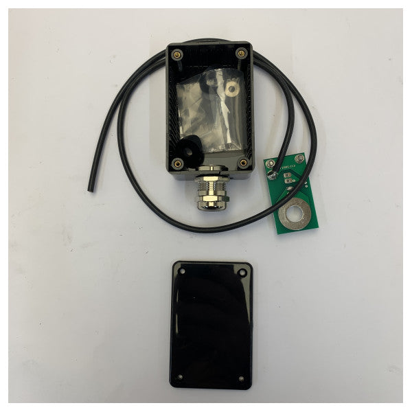 AC Antennas K483F HF/SSB Anslutningsbox för Koaxialkabel Tx/Rx - Marin 