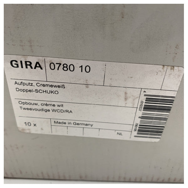 高品質の船舶用デュアルシューコウォールソケット - 防水性と耐久性に優れたコンセント