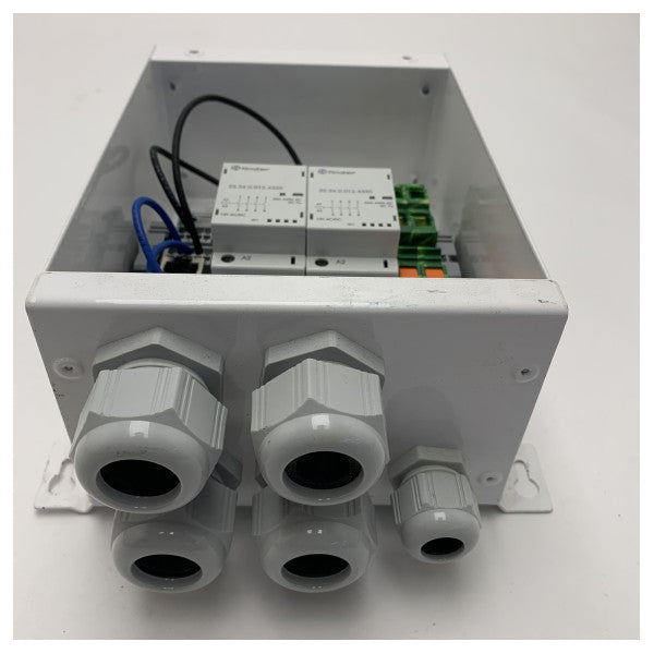 Водяний насос Dometic з контролером кондиціонера 440V
