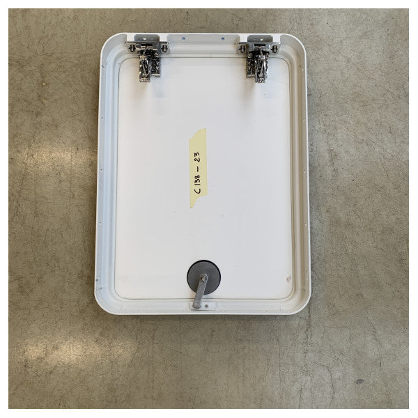 Hatch d'accès revêtu de blanc CRN - 425477 