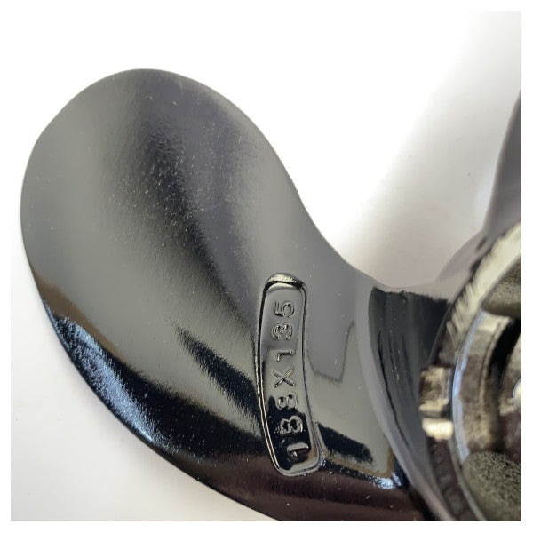 Motore fuoribordo Suzuki Propeller DF 2.5 3 x 18.8 x 13.5 - 58111-97J00-019 