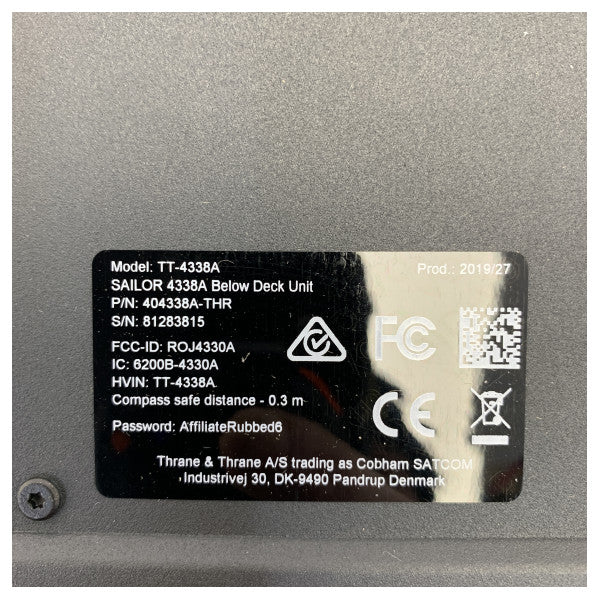 Unité VSAT double Sailor 404338A-00500 en dessous du pont - TT4338A 