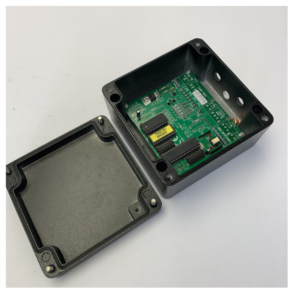 AMI Marine KW950F NMEA Konwerter - Interfejs elektroniki morskiej 