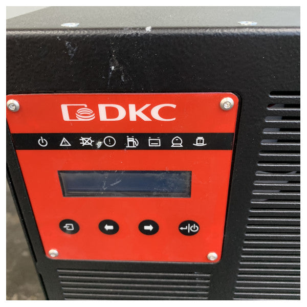 DKC Frequency Converter 120 to 230V 50Hz 5kVA 3.5kW - UNIVARMD5KEXT