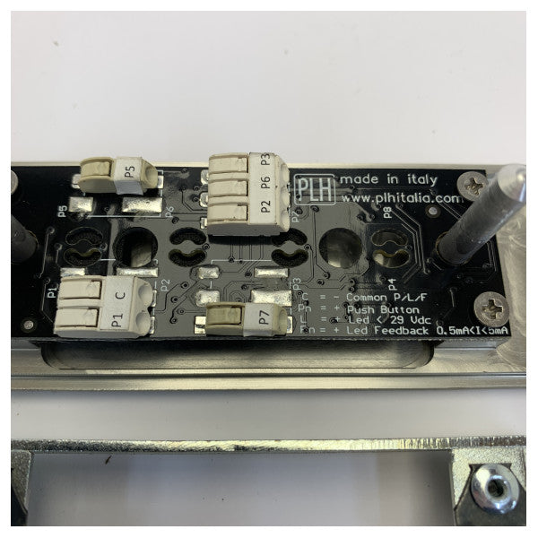 PLH Slim 3R Panneau d'interrupteurs horizontal - Luxe Yacht Hardware 