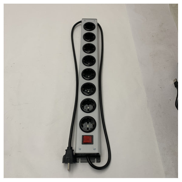 Marine Grade Power Strip 8-Sockel Aluminium Überspannungsschutz mit Ein/Aus-Schalter - wasserdicht für Boot und Yacht Verwendung