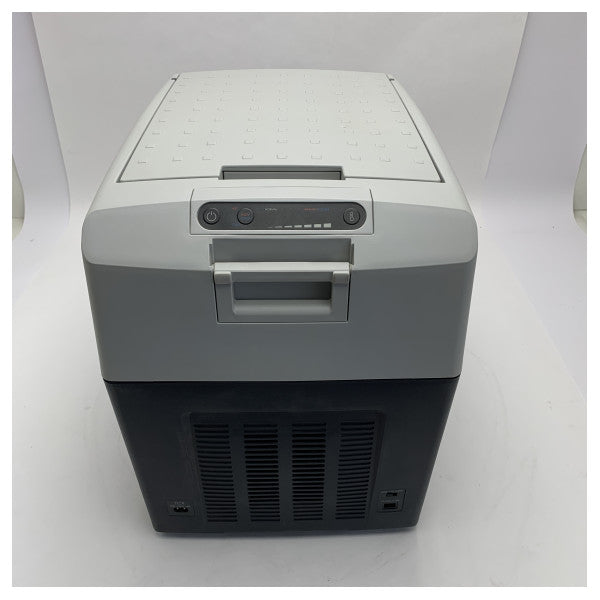 صندوق التبريد الكهربائي الحراري TCX-35 35 لترًا من Dometic TCX-35 12/24/230 فولت - TropiCool