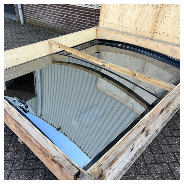 Trend Marine rustfritt stål Two Wind Patio med dobbelt hengslet 2265 x 1960 mm