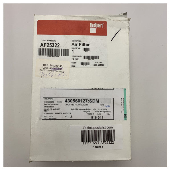 Inserção do filtro de ar do motor FleetGuard AF25322