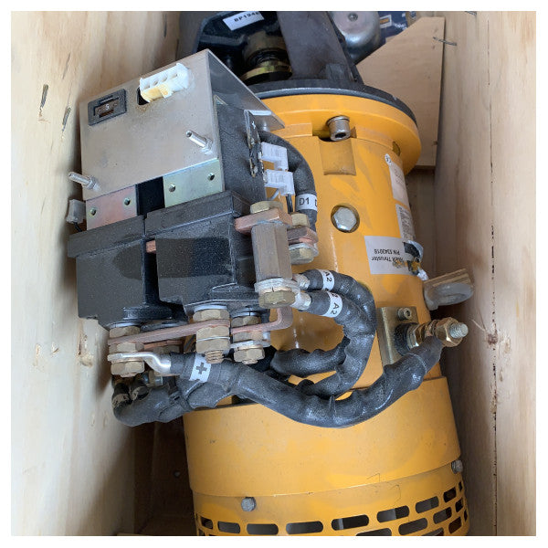 Vetus BOW1604DE 160 KGF носово и кърмово подрулващо устройство 250 mm 24V