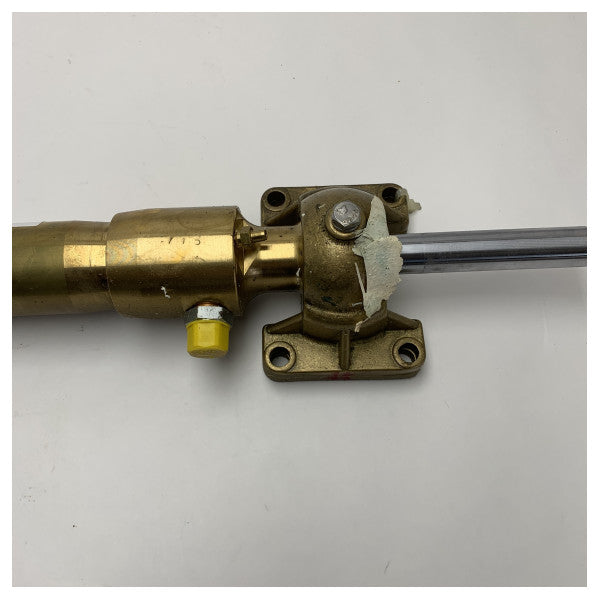Marsili CL.0/18N High-Quality Brass Hydraulic Cylinder for Marine Inboard Use with Chrome-Plated Stainless Steel Rod