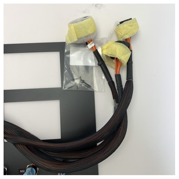 Оригинален CNB 24V електрически панел за превключване на постоянен ток, черен