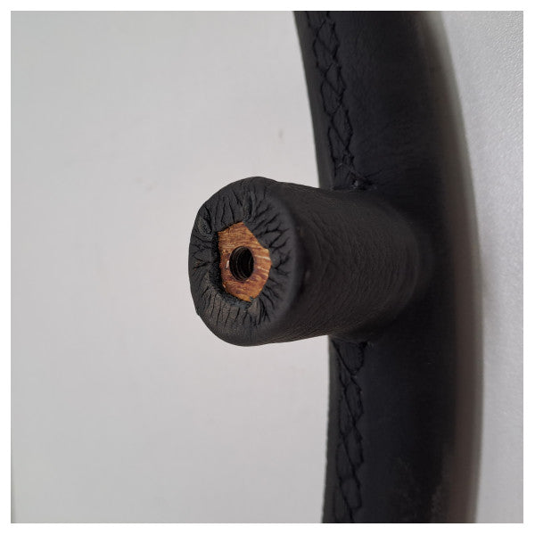 Ruostumattomasta teräksestä valmistettu nahalla päällystetty kahva musta - 55405264R