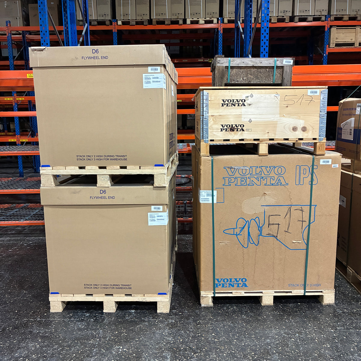 Neuer Volvo Penta IPS500 Motorsatz 2x D6-380 Motorsatz