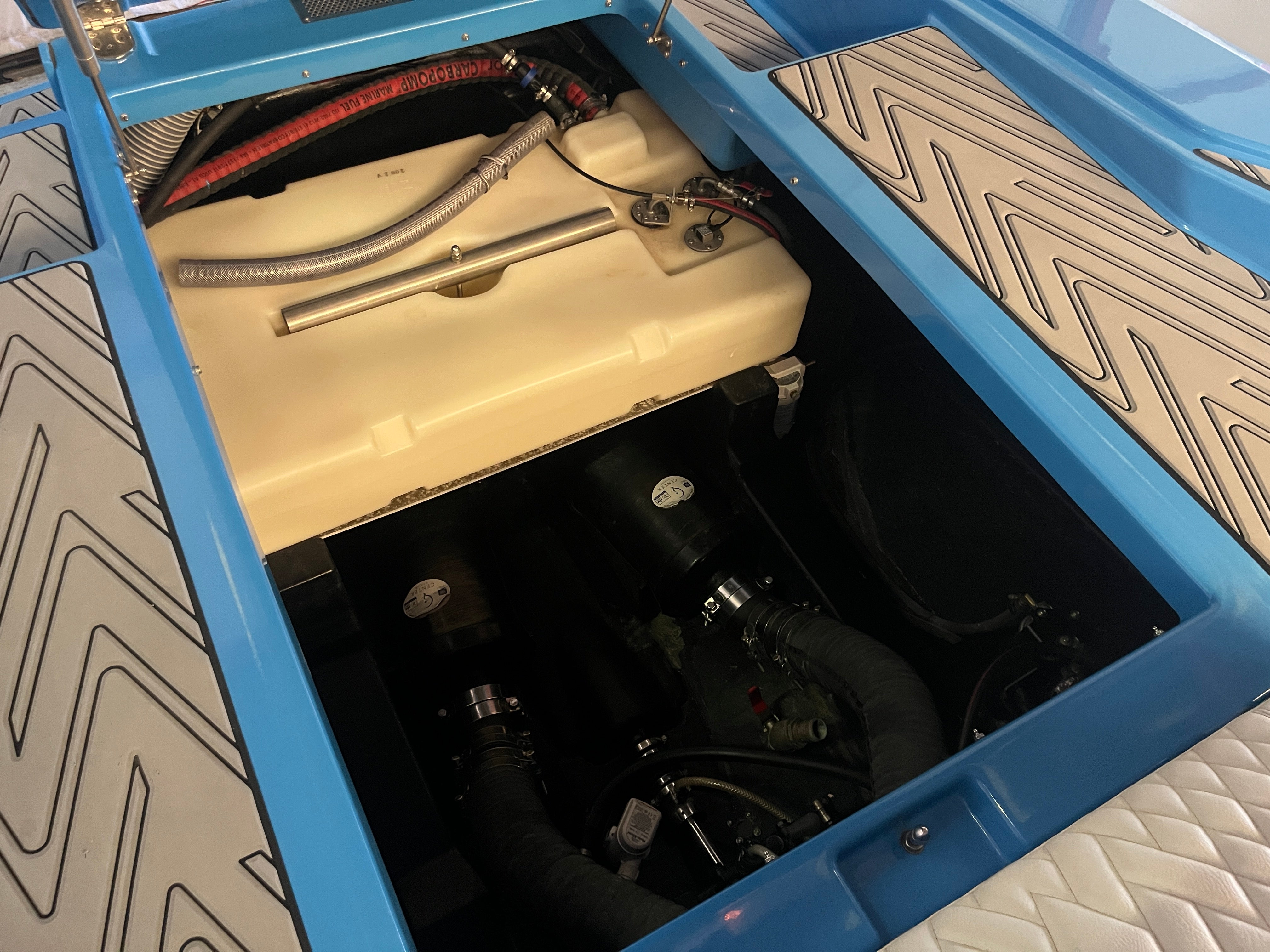 Човен для вейкбордингу та водних лиж Method Wake Ski 6.2 з 440-сильним двигуном BLUE 2020