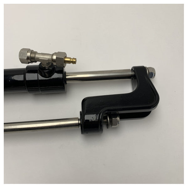 Vetus OBC150 150馬力までの船外機用油圧ステアリング