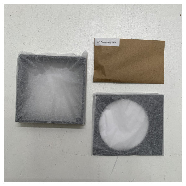 B&G NRS1 | Nos 2 VHF Active Speaker Black-000-15651-001