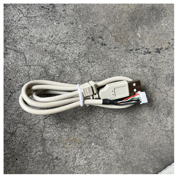 Denizcilik ve Elektronik Sistemlerde Güvenilir USB Genişletme için Sweex Dahili 4 Bağlantı Noktalı USB 2.0 Hub