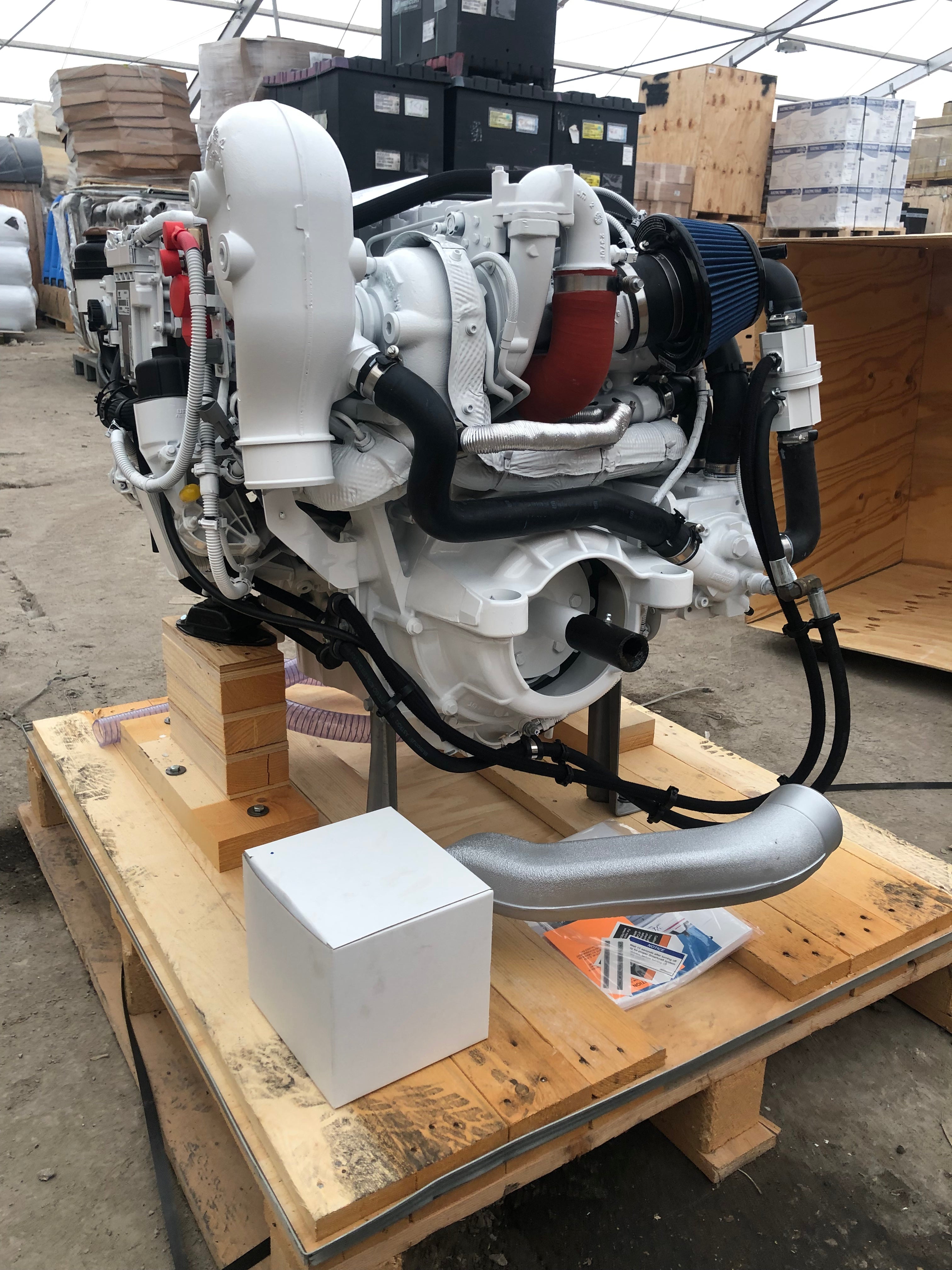 Новий дизельний двигун Mercury V6 270 к.с. зі стандартним приводом Bravo 3X 2.00:1