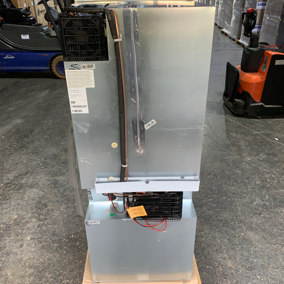Isotherm CR195 Compressor Refrigerator / Freezer Stainless Steel 195L 12/24V