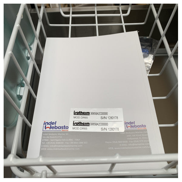 ثلاجة إيزوثرم DR65 سعة 65 لتر بضاغط درج بضاغط 12/24 فولت - 3065BA2C00000RV