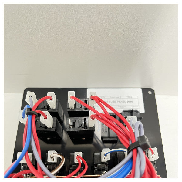 Панел с предпазители Navix XO 270 24 предпазителя 12V - 18264